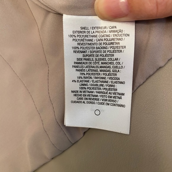 Tahari jacket - Picture 11 of 11